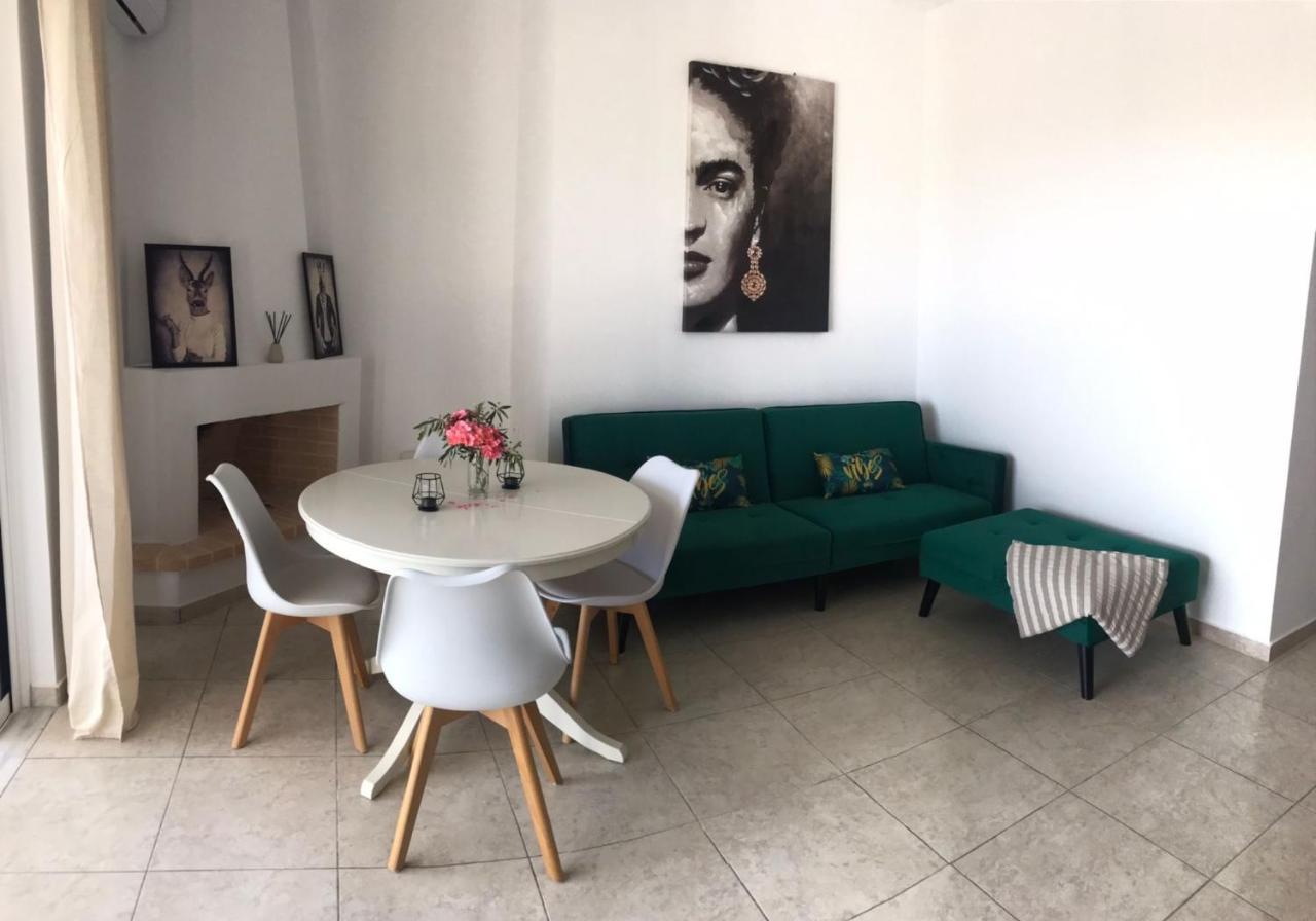 Retreat Apartments In Drosia - 2 Bedrooms Apartment Makris Gialos  Dış mekan fotoğraf